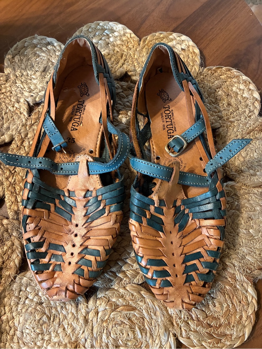 Huaraches sandals made in Mexico size 25 or 8 US woman’s